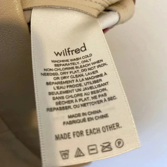 Wilfred from Aritzia Patio Mini Skirt Faux Leather in Cream Sz S - Picture 6 of 7